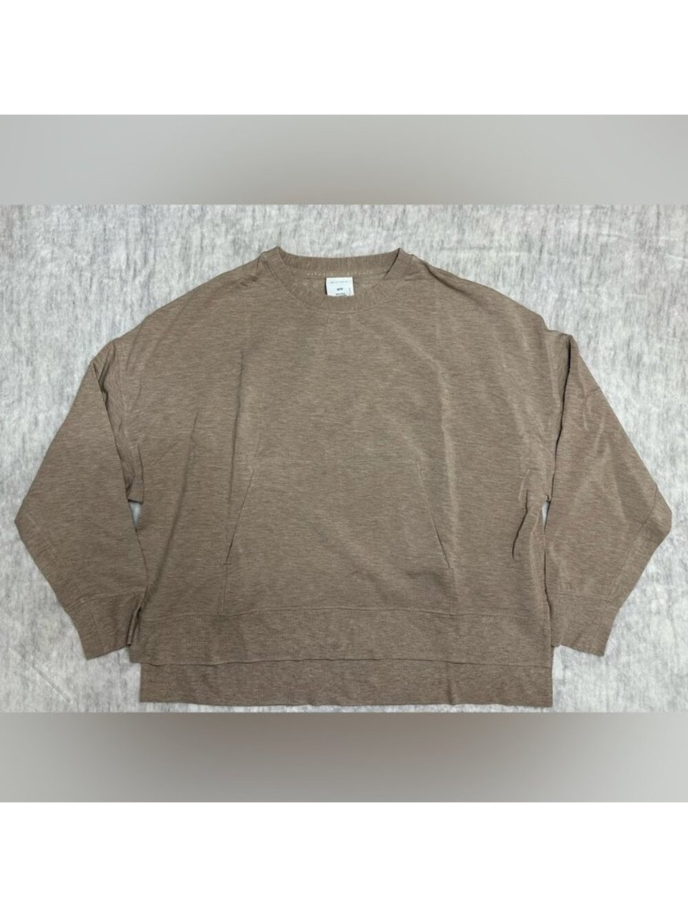 Kit + Ace Fresh Air Crewneck Pullover